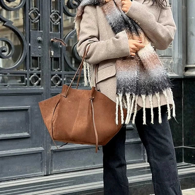 Luxury Large Capacity Women's Underarm Wing Bag, Female French Commuter Wings Handheld Shoulder Bag, Underarm Shopper Tote Bag