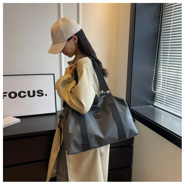 Travel bag Men's and women's tote bag Large capacity travel duffel Yoga exercise  Oxford cloth waterproof fitness bag