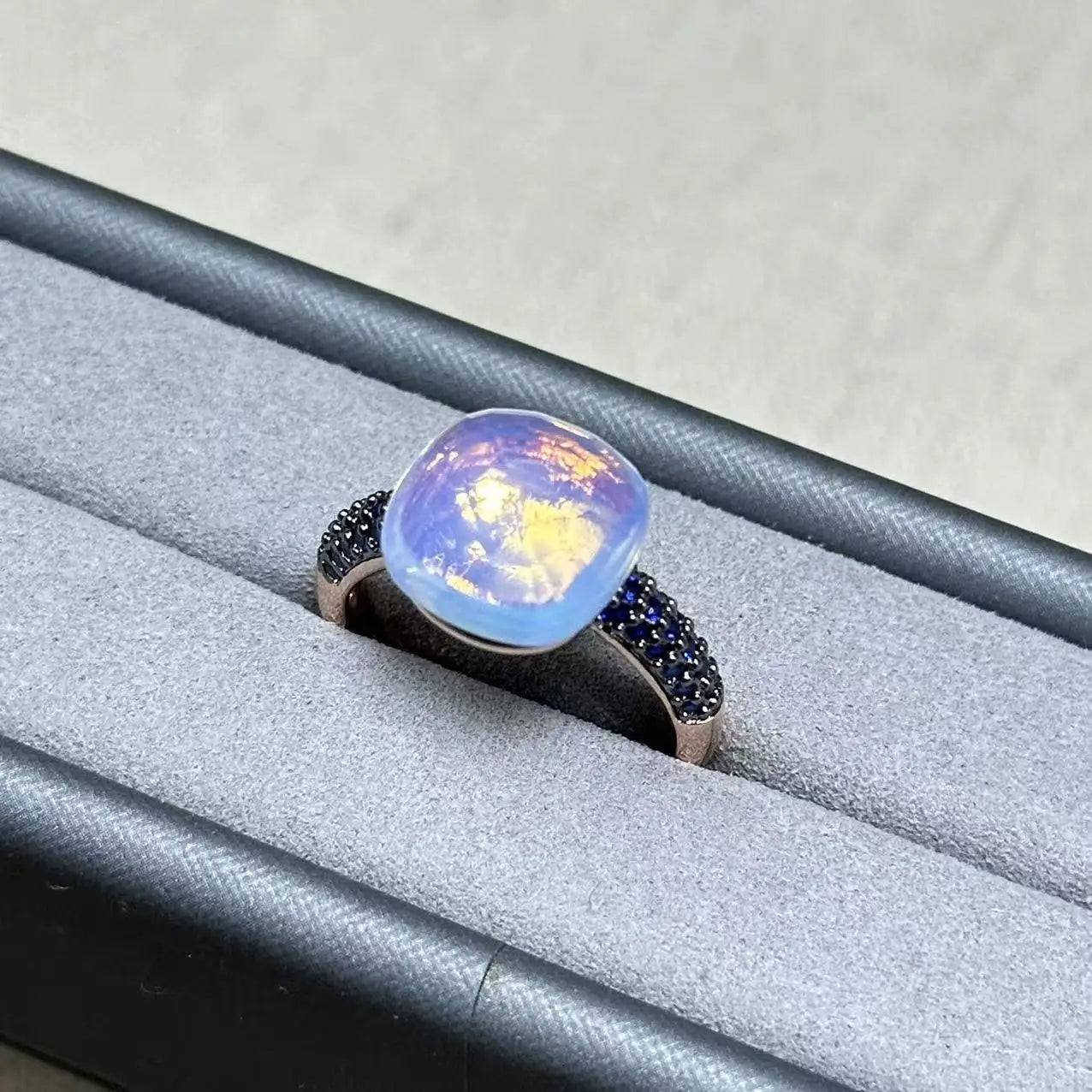 Flat Ring For Women Candy Color Crystal Ring Inlay Blue Zircon with Blackgun Plated Party Gift Fashion Jewelry For Women