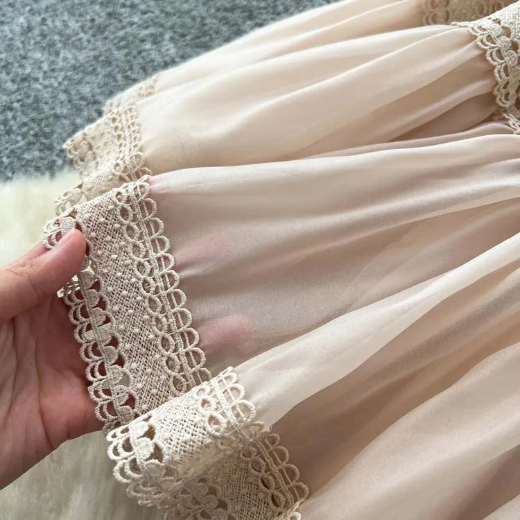 Luxury Vintage Women's Lace patchwork dress 2025 Spring Beach Long puff sleeve mini dresses White Black Lady vestidos 4D145