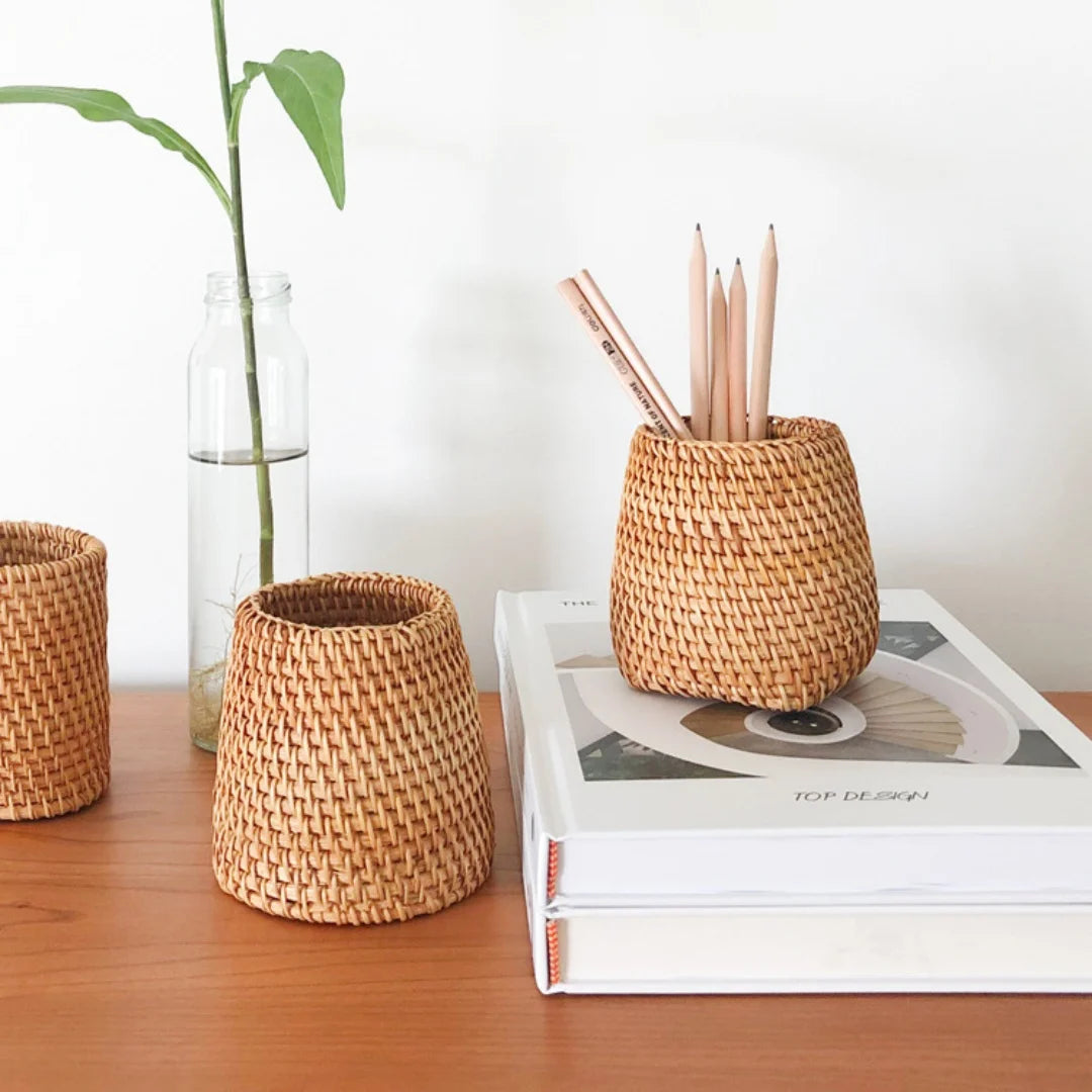 Rattan Pencil Holder, Handmade Wicker Pen Cup Makeup Brushes Holder, Woven Vine Desk Organizer Pen Container Box