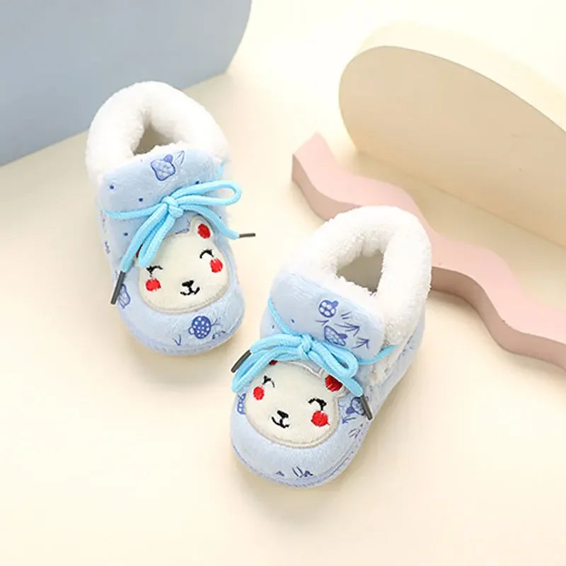 Baby Walking Shoes with Warm Plush Kids First Walker Boots Comfortable Cute 2025 Winter New Girls Casual Boots with Cute Bears