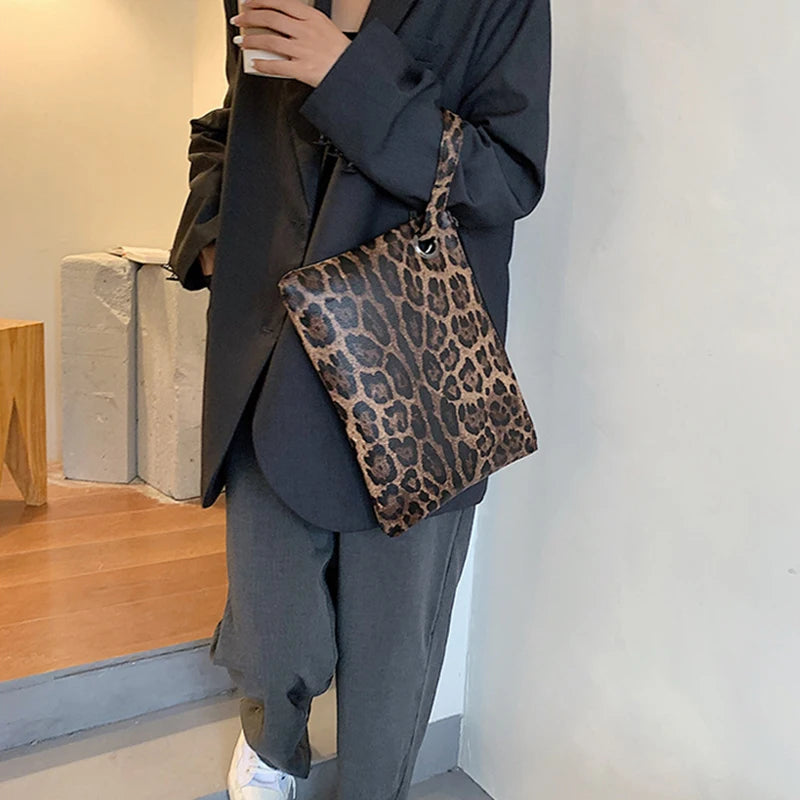 Fashion Luxury Handbags Women Bag PU Leather Clutch Ladies Evening Envelope Bag Female Day Clutches Purse Portable Wristlet Bag