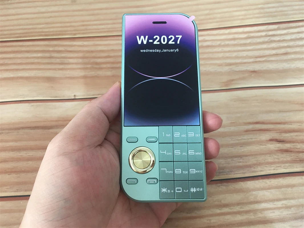 2025 New Push Button Mobile Phone 2.8' Three SIM 3SIM Bluetooth Flashlight MP3 Wireless FM Camera Vibration BigHorn CellPhone