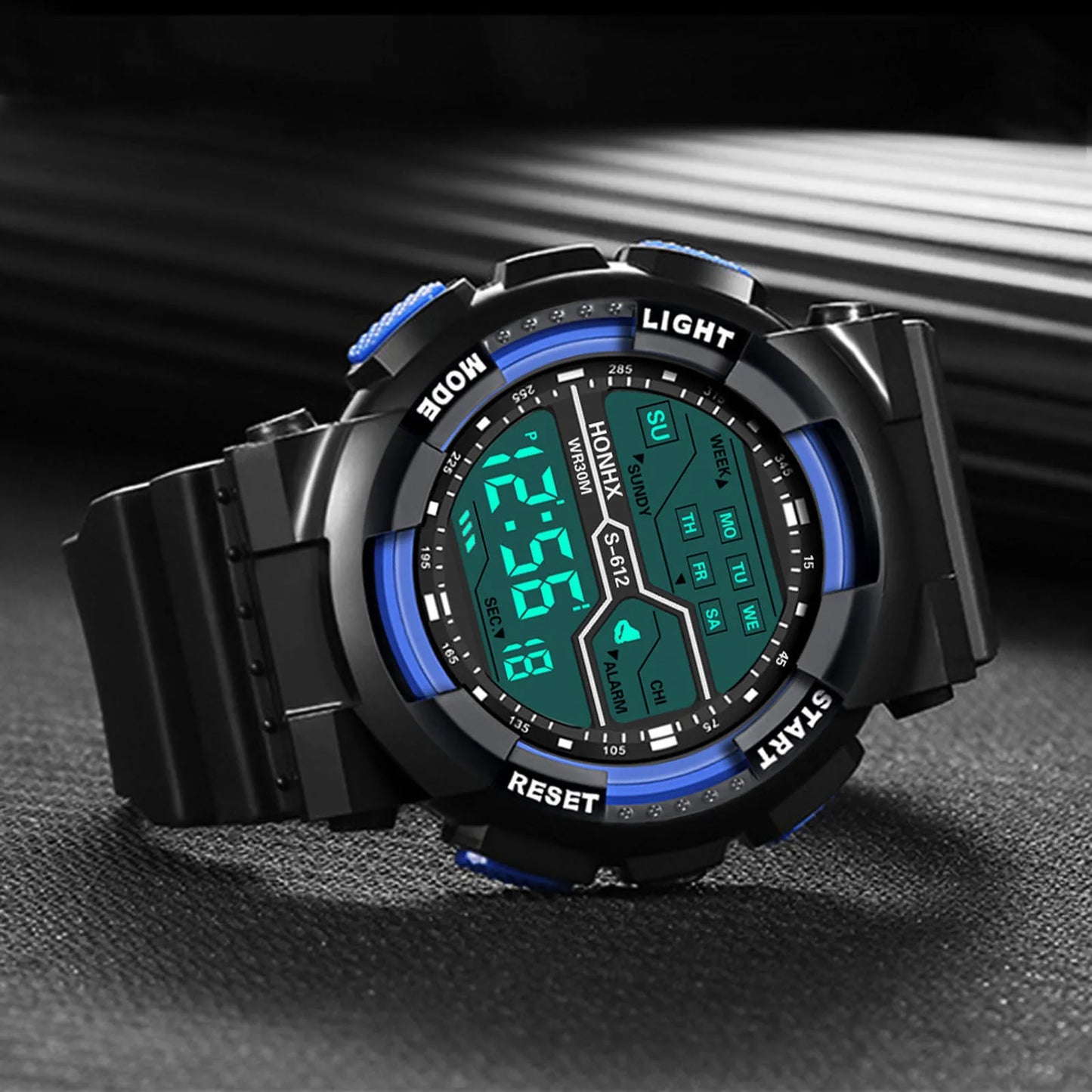 A Variety Of Styles Of Cool Sports Electronic Watches With Four Buttons