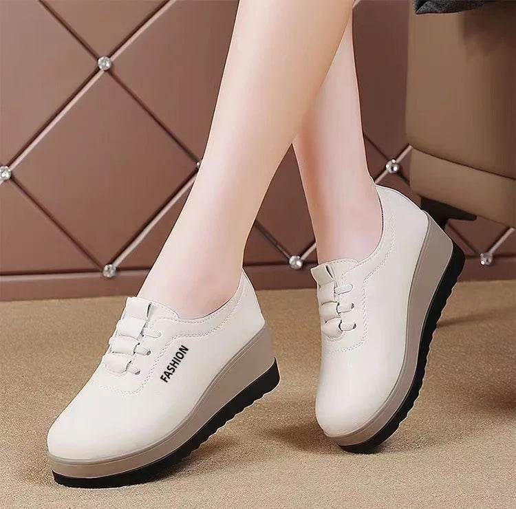 Ladies' Little Leather Shoes 2025 Spring and Autumn New Style Anti slip and Wear resistant Fashion Trend Casual Shoes