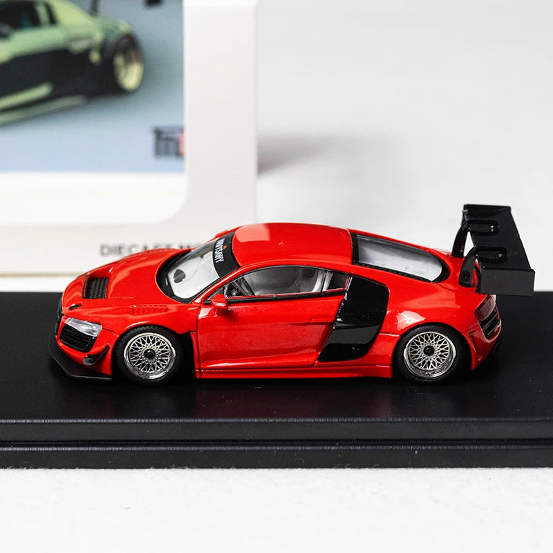 LMF 1:64 R8 LMS Ultra Racing alloy car model