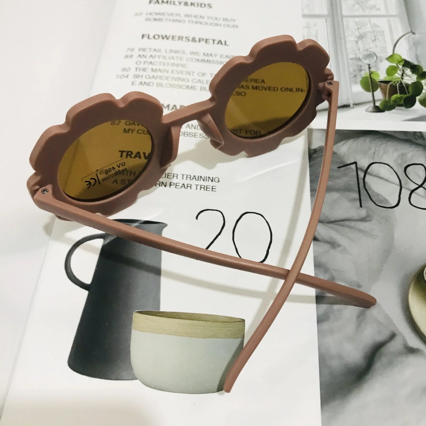 2023 new cute children's frosted glasses color series baby sunglasses