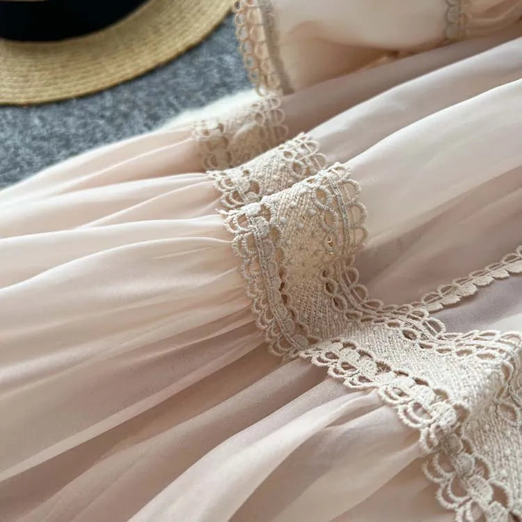 Luxury Vintage Women's Lace patchwork dress 2025 Spring Beach Long puff sleeve mini dresses White Black Lady vestidos 4D145