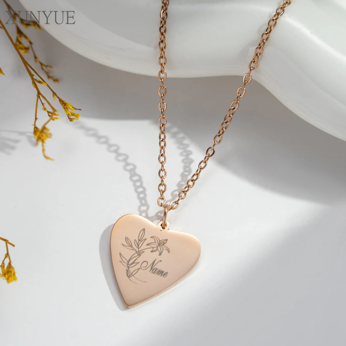 Customized  Heart Stainless Steel Necklace Creative DIY Engraving Name  Birthday Month Flower Pendant Personalized Accessories