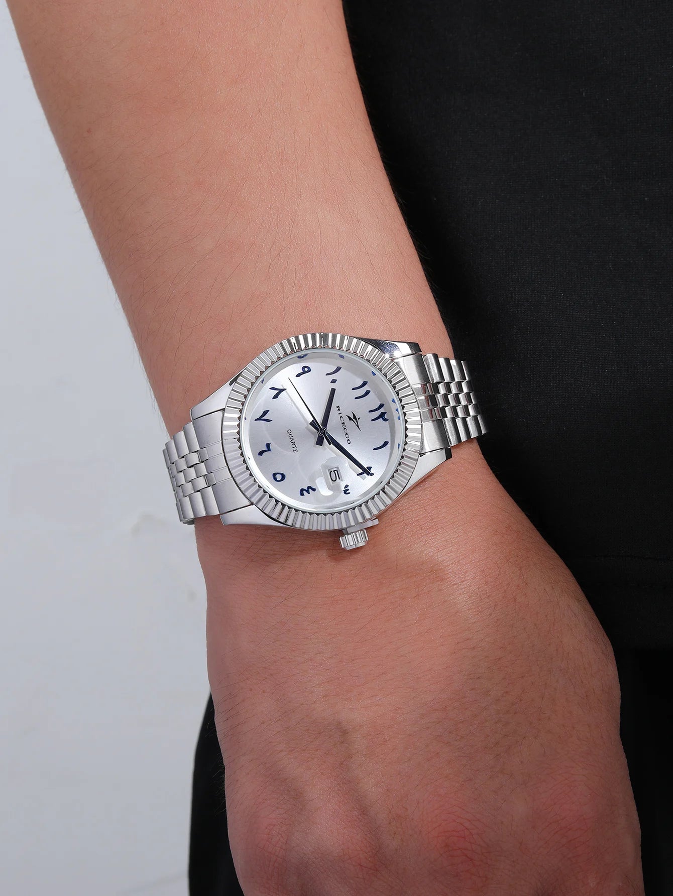 Fashion Men's Watches Date High-end Luxury Casual Sport Clock Classic Business Quartz Male Stainless Steel Wristwatches