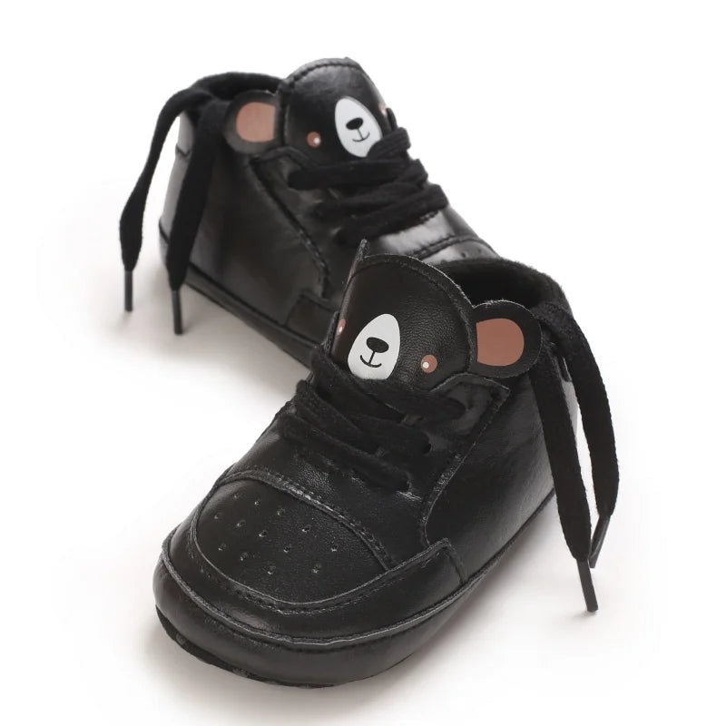 Comfortable Beginner Walking Shoes Breathable Fabric Soft Sole Design Suitable for All Seasons Indoor And Outdoor