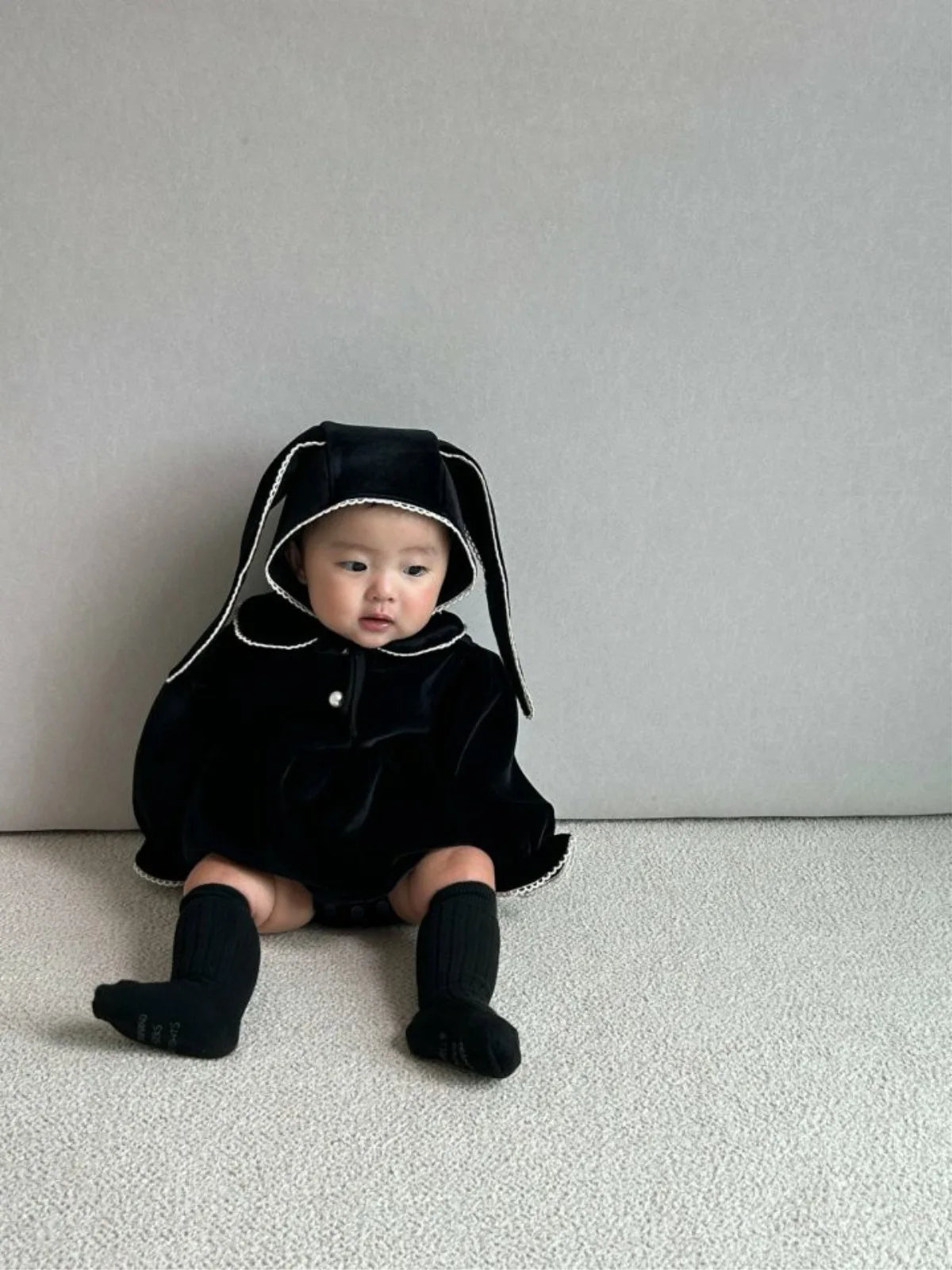 2025 Winter New Baby Girl Long Sleeve Warm Bodysuit + Cute Rabbit Hat 2pcs Set Toddler Girl Fleece Jumpsuit Infant Clothes