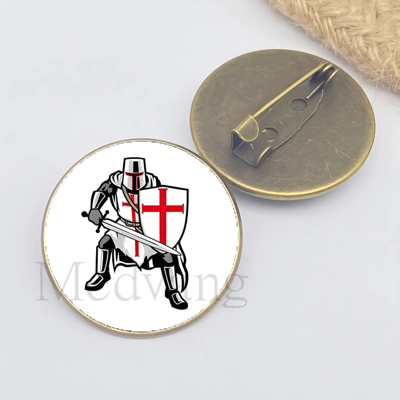 New Knights Templar brooch men's Red Cross Freemason emblem glass lapel badge hat backpack pin