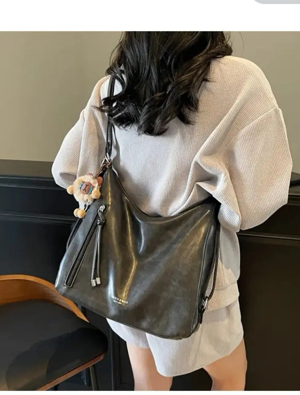 Retro Large Capacity Crossbody Shoulder Tote Bag for Women Commuter Bag 2025 New Luxury Minimalist High-End Feel PU Leather