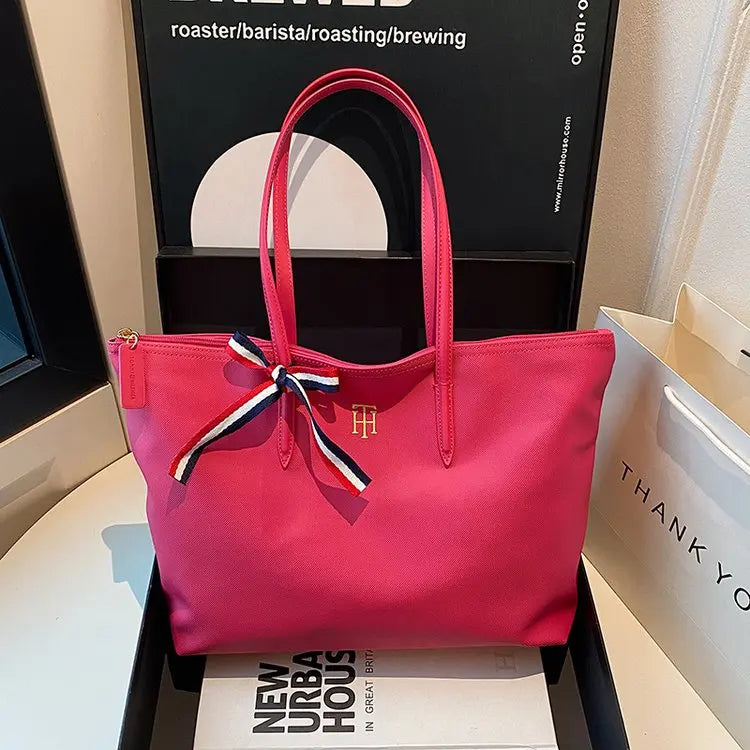 Vintage Elegant Diaper Bag: Luxury Crossbody Handbag For Women With Designer Letter Logo And Large Capacity Tote Function