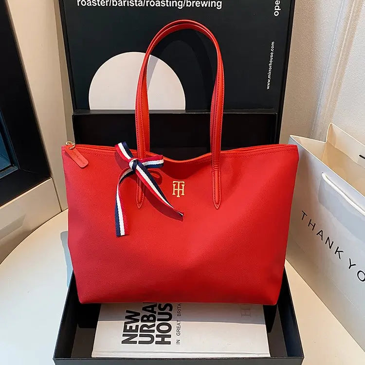 Vintage Elegant Diaper Bag: Luxury Crossbody Handbag For Women With Designer Letter Logo And Large Capacity Tote Function