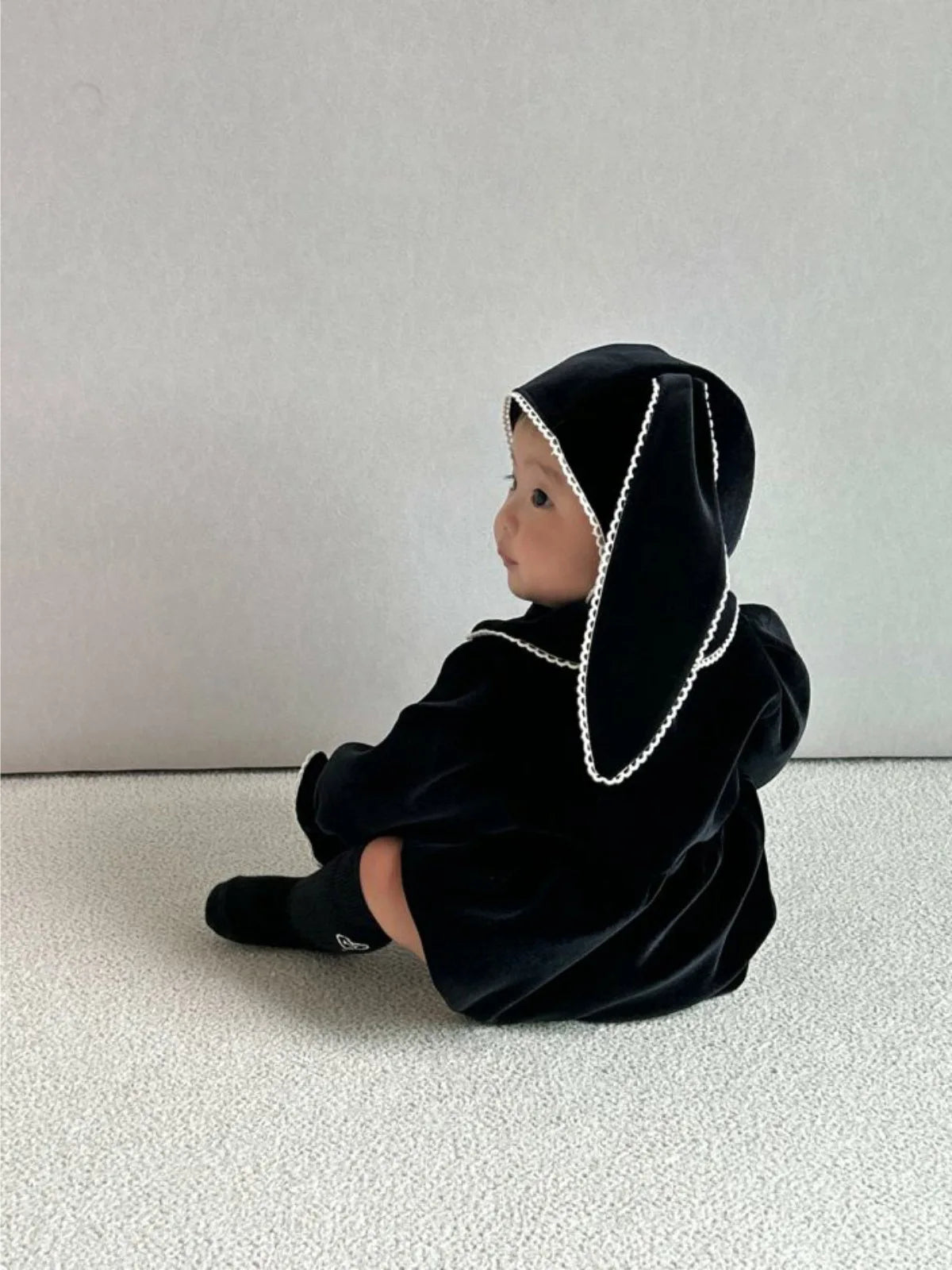 2025 Winter New Baby Girl Long Sleeve Warm Bodysuit + Cute Rabbit Hat 2pcs Set Toddler Girl Fleece Jumpsuit Infant Clothes