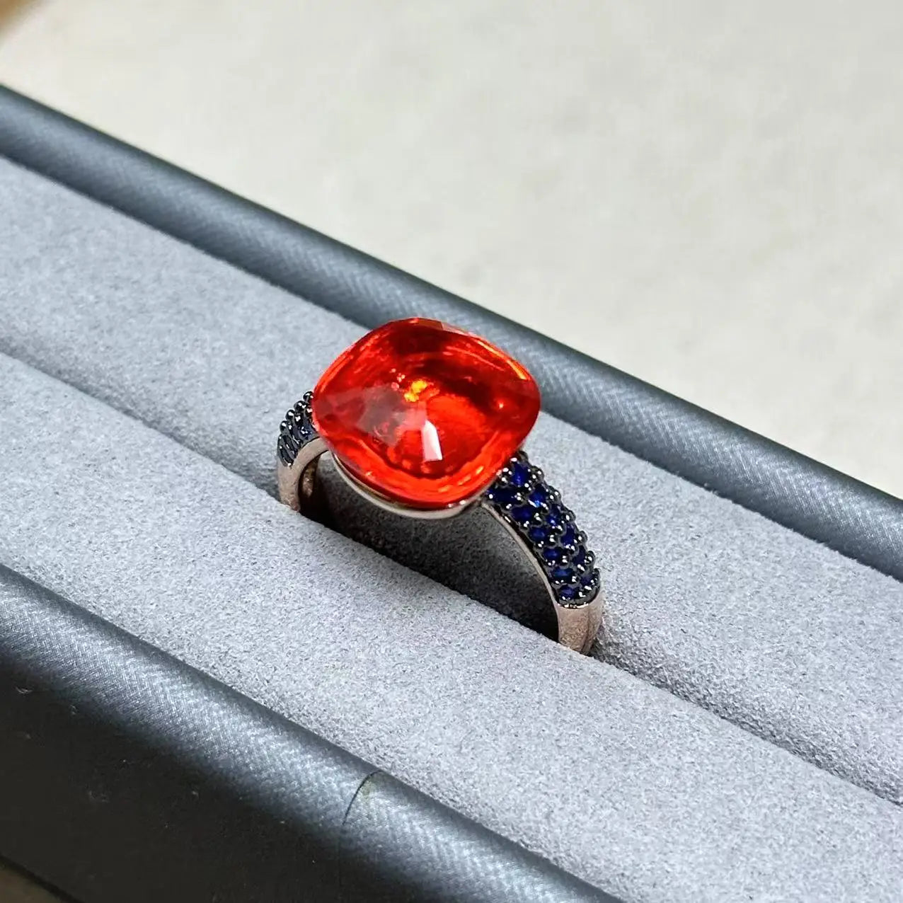 Flat Ring For Women Candy Color Crystal Ring Inlay Blue Zircon with Blackgun Plated Party Gift Fashion Jewelry For Women