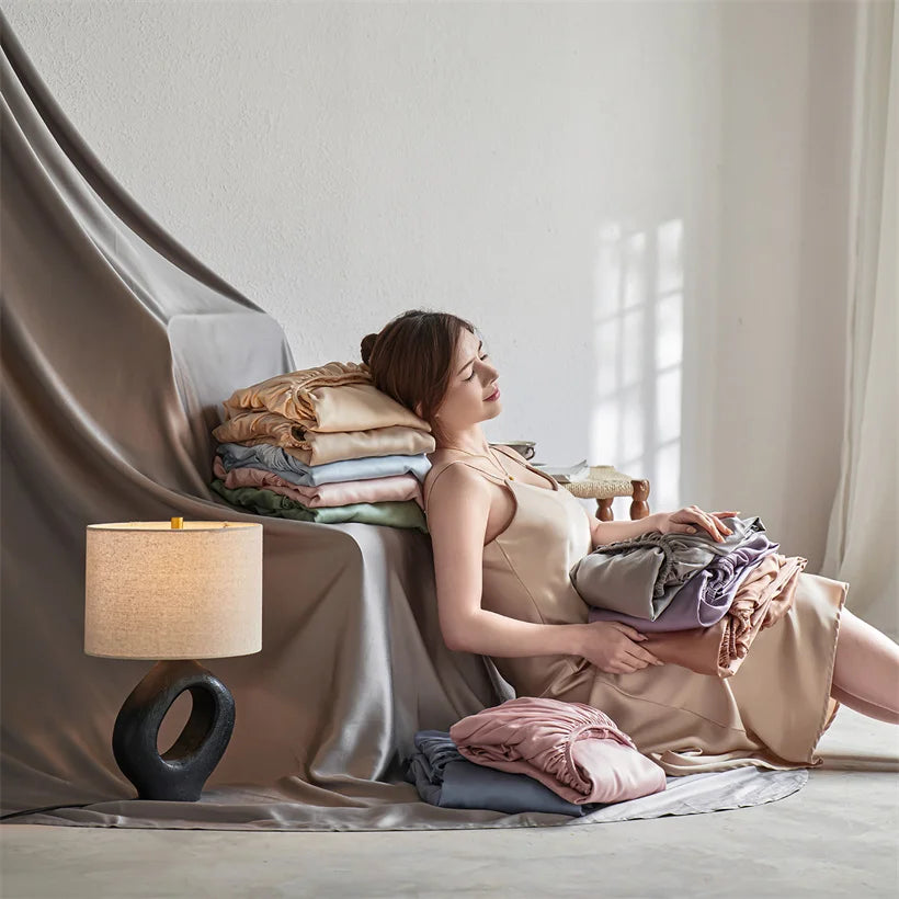 Pure Natural Mulberry Silk Fitted Sheet with All Around Elastic Band Soft Silky Breathable Mattress Cover Luxury Anti-Slip Sheet