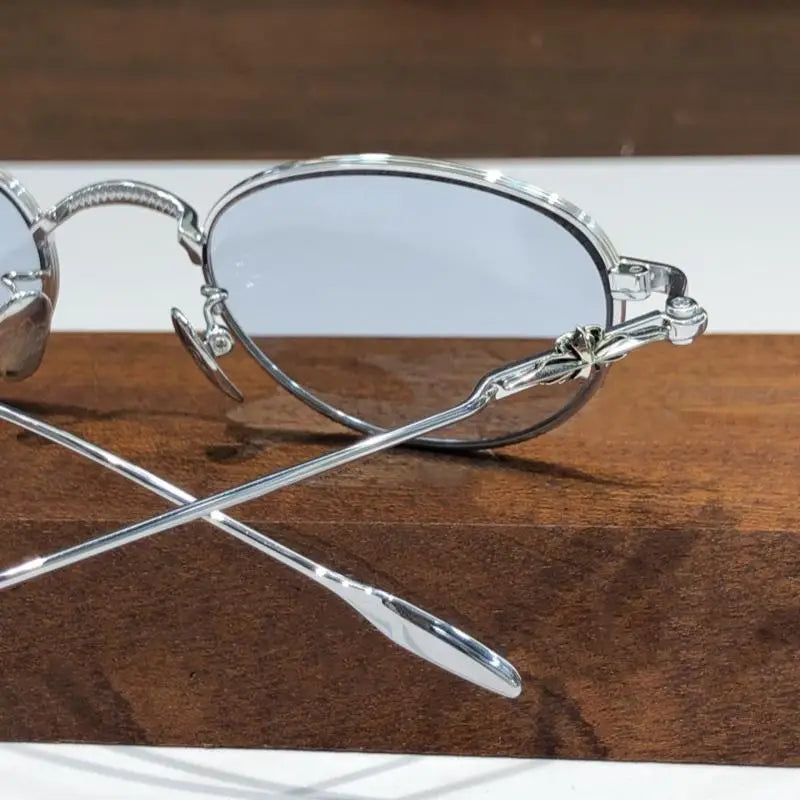 2025 Fashion Women Sunglasses Luxur Brand Designer Pure Titanium Oval Trend Personality Cateye Outdoor Sun Glasses UV400