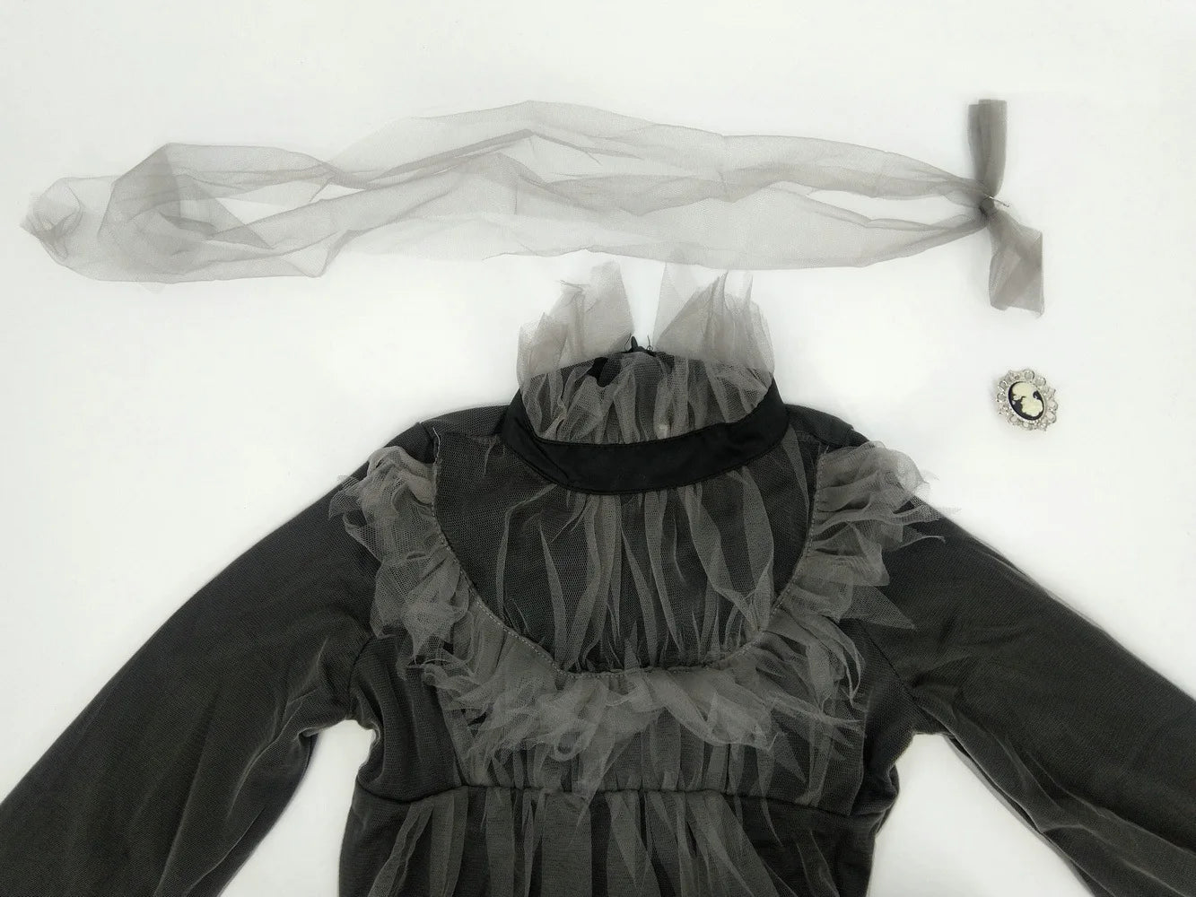 Halloween Costumes Cosplay Costumes Ghost Bride Witch Vampire Performance Game Clothes Women Dress Scary Demon Medieval Cloak