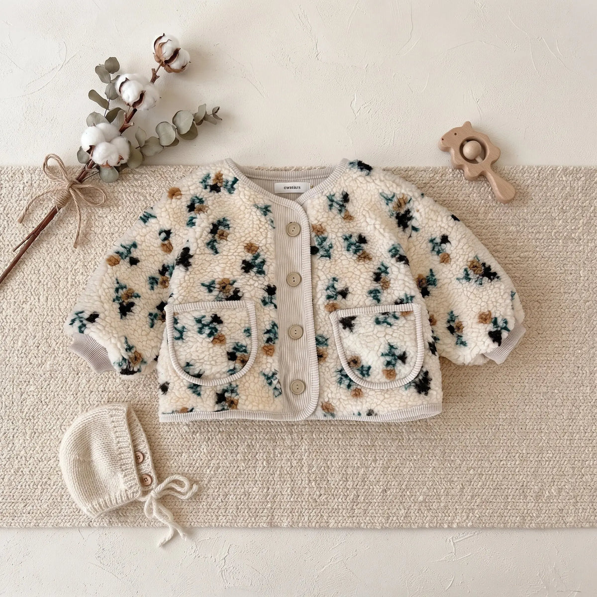 Baby Floral Fleece Jacket, Toddler Girls Vintage Flower Print Teddy Coat, Round Neck Button Front Warm Outerwear with Pockets