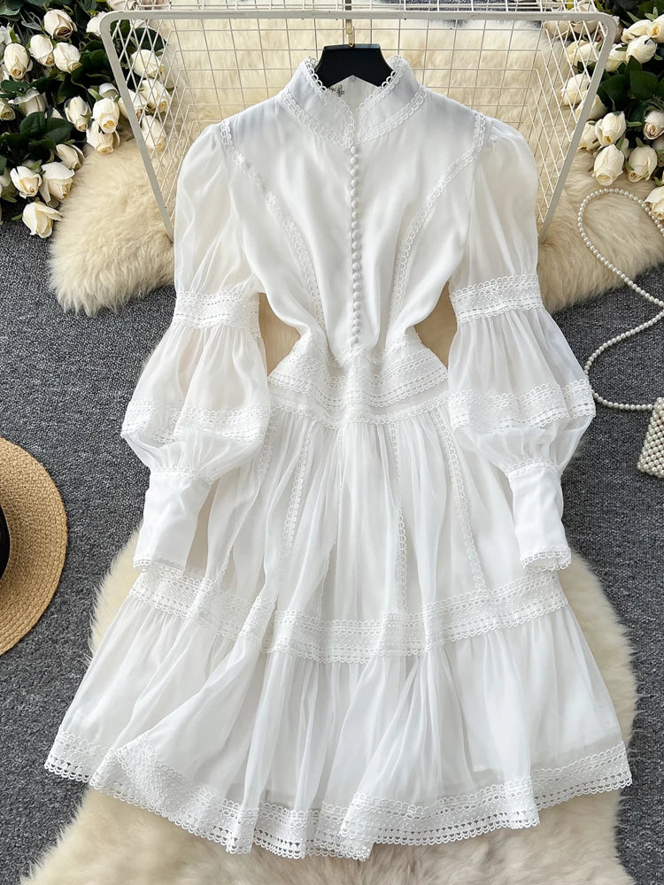 Luxury Vintage Women's Lace patchwork dress 2025 Spring Beach Long puff sleeve mini dresses White Black Lady vestidos 4D145