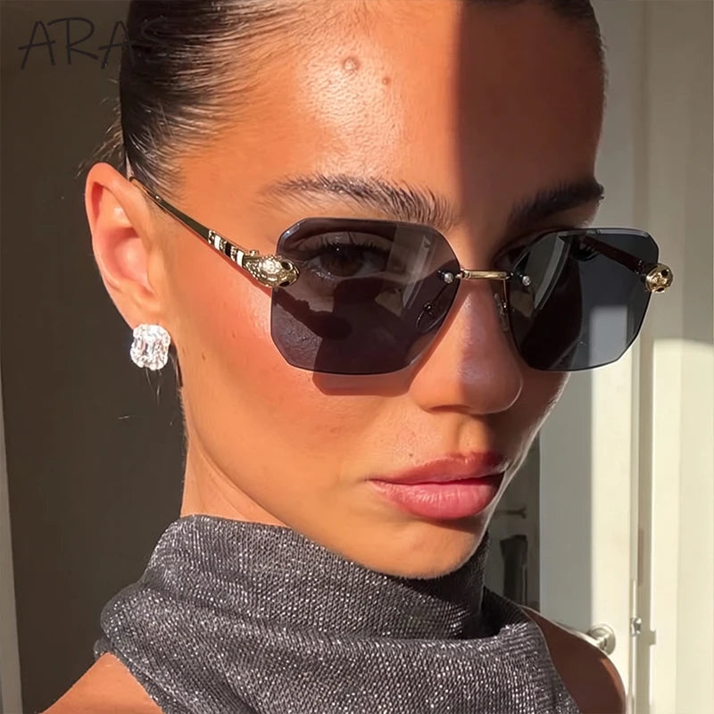 Retro Rectangle Rimless Sunglasses Women 2026 Luxury Designer Punk Square Sun Glasses for Ladies UV400 Gradient Eyewear Shades
