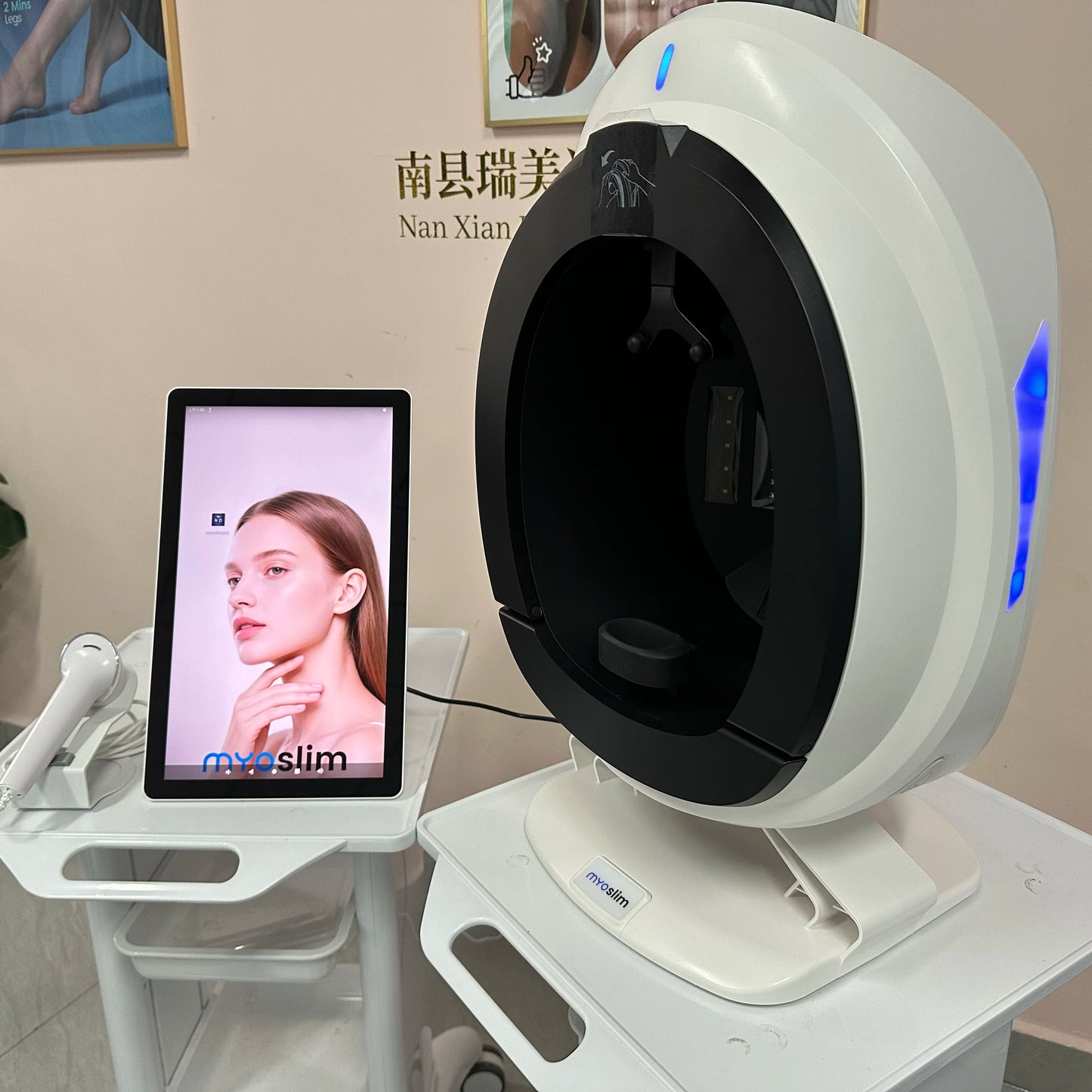 Q1 Pro Intelligent 3D Magic Skin Analyzer Mirror UV Wood Lamp Facial Skin Detection Scanner for Beauty Skin Analysis