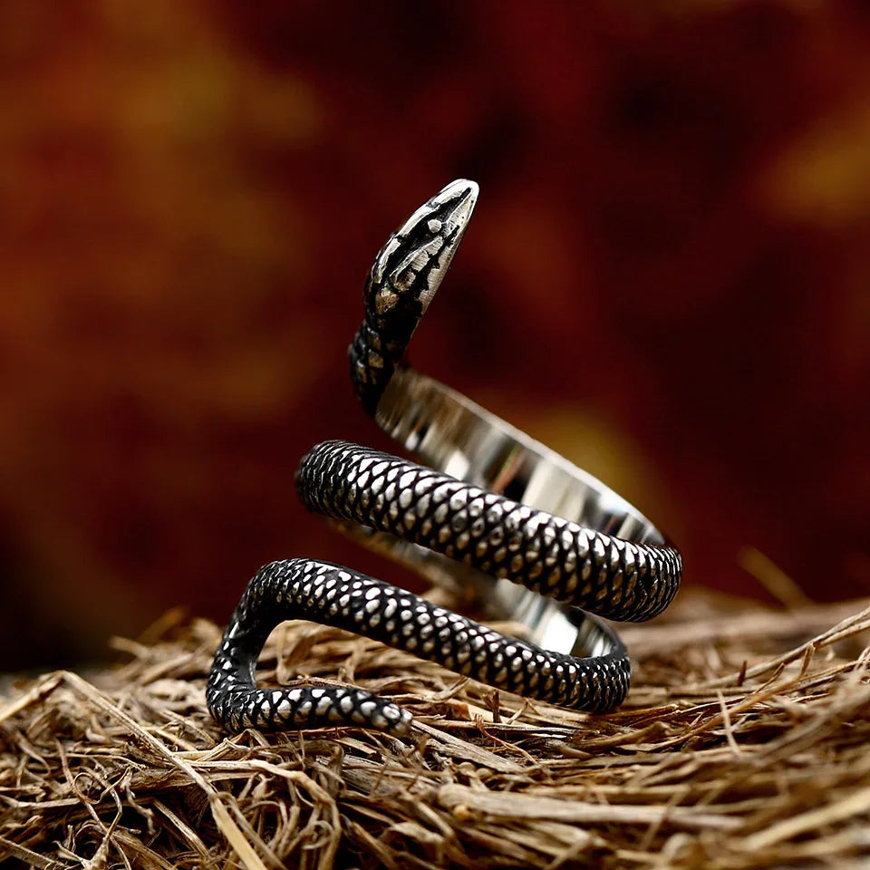 BEIER New Fashion 316L Stainless Steel Rattler Snake Ring Punk Cool Gothic Women Men  Unisex Serpent Stainless Steel Jewelry