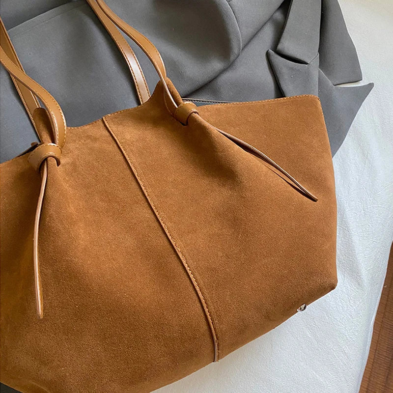 Luxury Large Capacity Women's Underarm Wing Bag, Female French Commuter Wings Handheld Shoulder Bag, Underarm Shopper Tote Bag