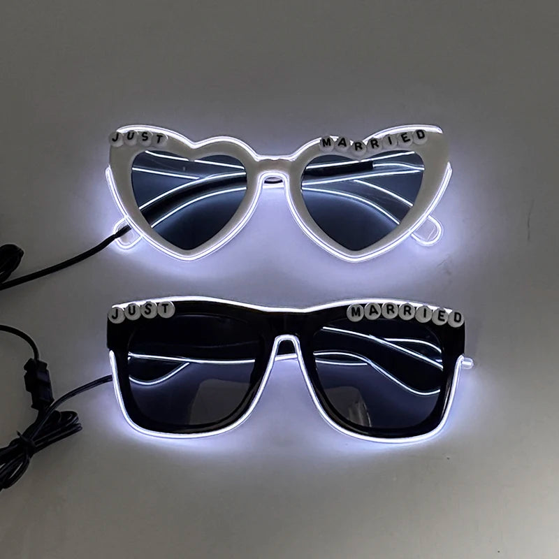 LED Just Married Glasses Wedding Bride To Be Surprise Gift Couple Glasses Souvenirs Glowing Heart Glasses Married Sunglasses
