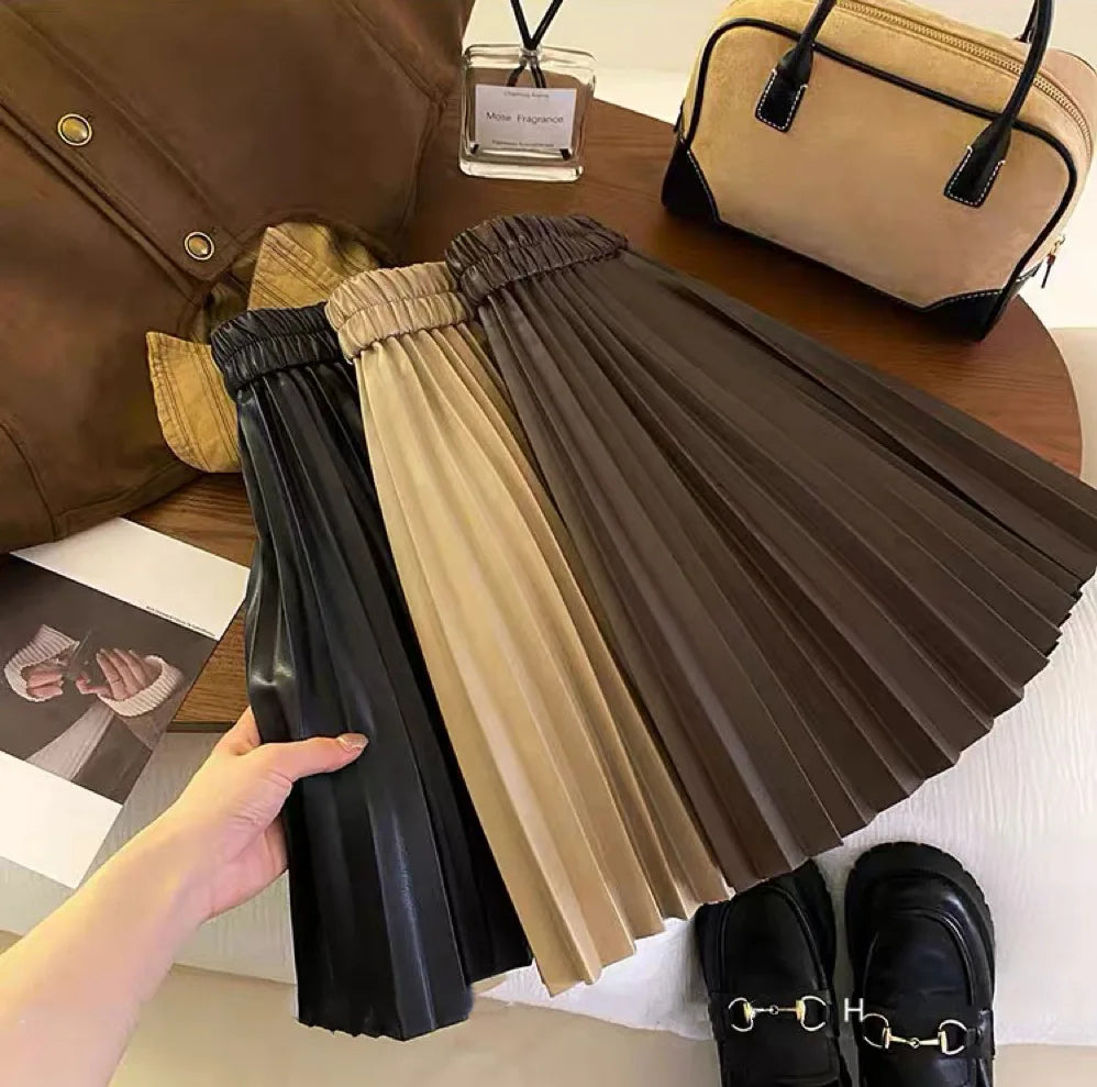 Skirts Girls Spring Autumn New PU Leather Pleats Short Korean Fashion Elastic Waist Children Clothing 2024 loose