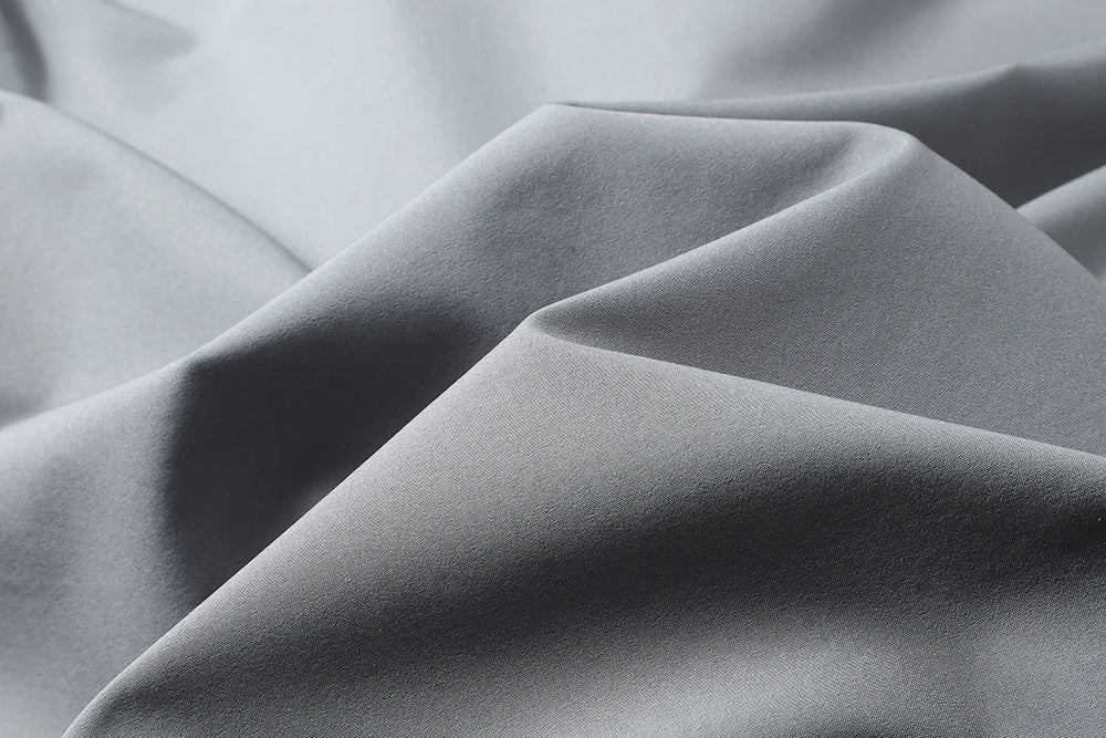 Men's hooded tactical jacket for autumn and winter outdoor windproof waterproof warm hiking camping and fishing durable jacket