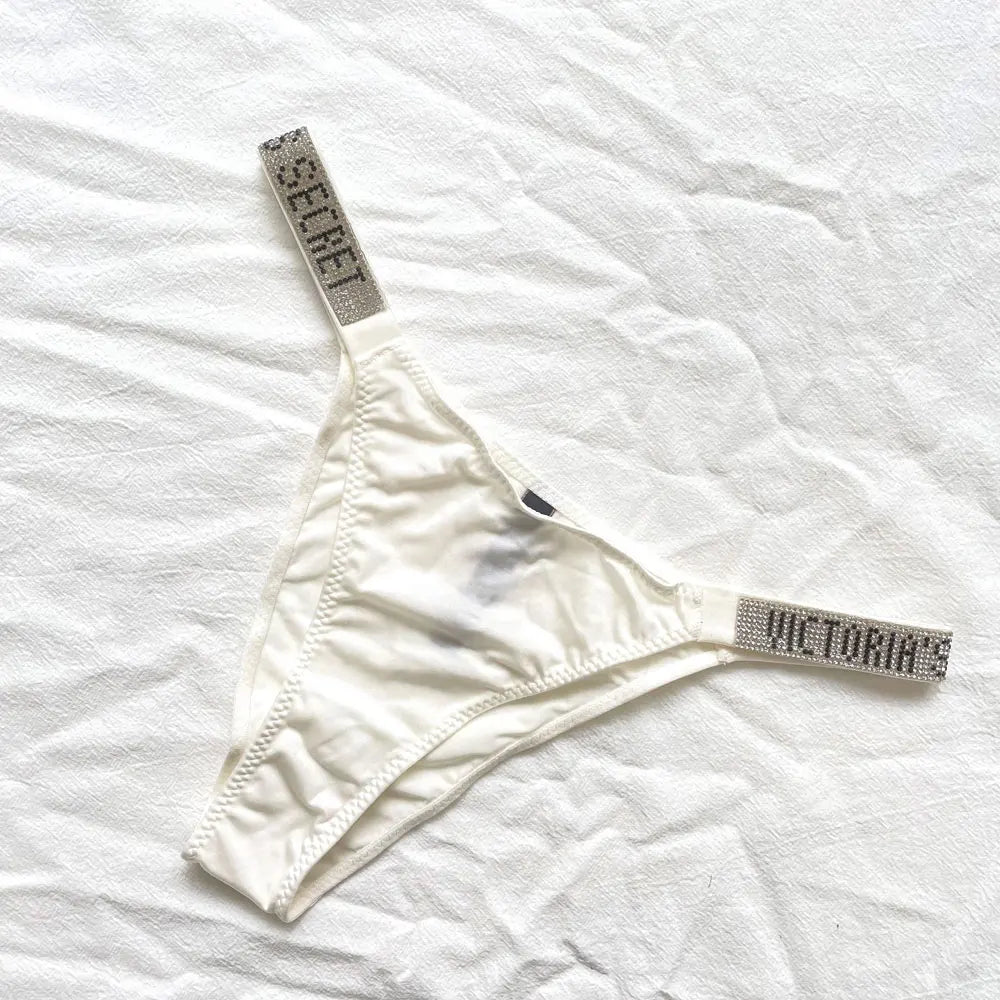 Fashion large size printed women's underwear comfortable rhinestone sexy underwear pink brand thong seamless t-pants metal chain