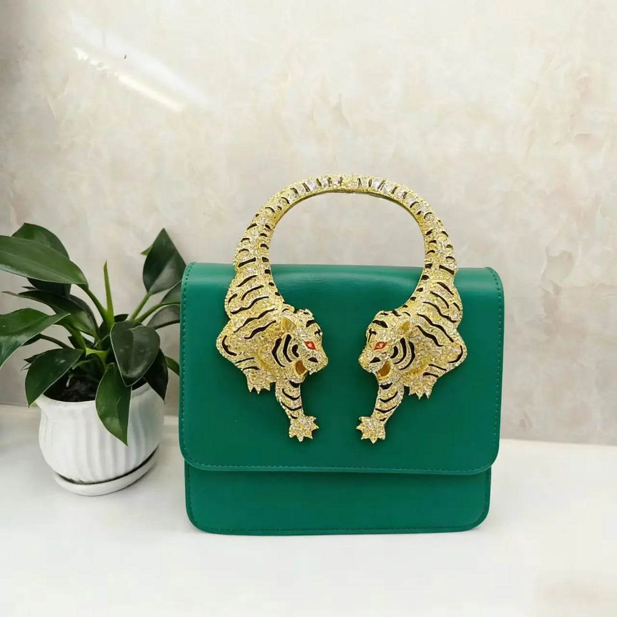 Chic Handbags For Women In Genuine Leather, By Luxury Brand With Decorative Elements, Timeless And Versatile Accessory