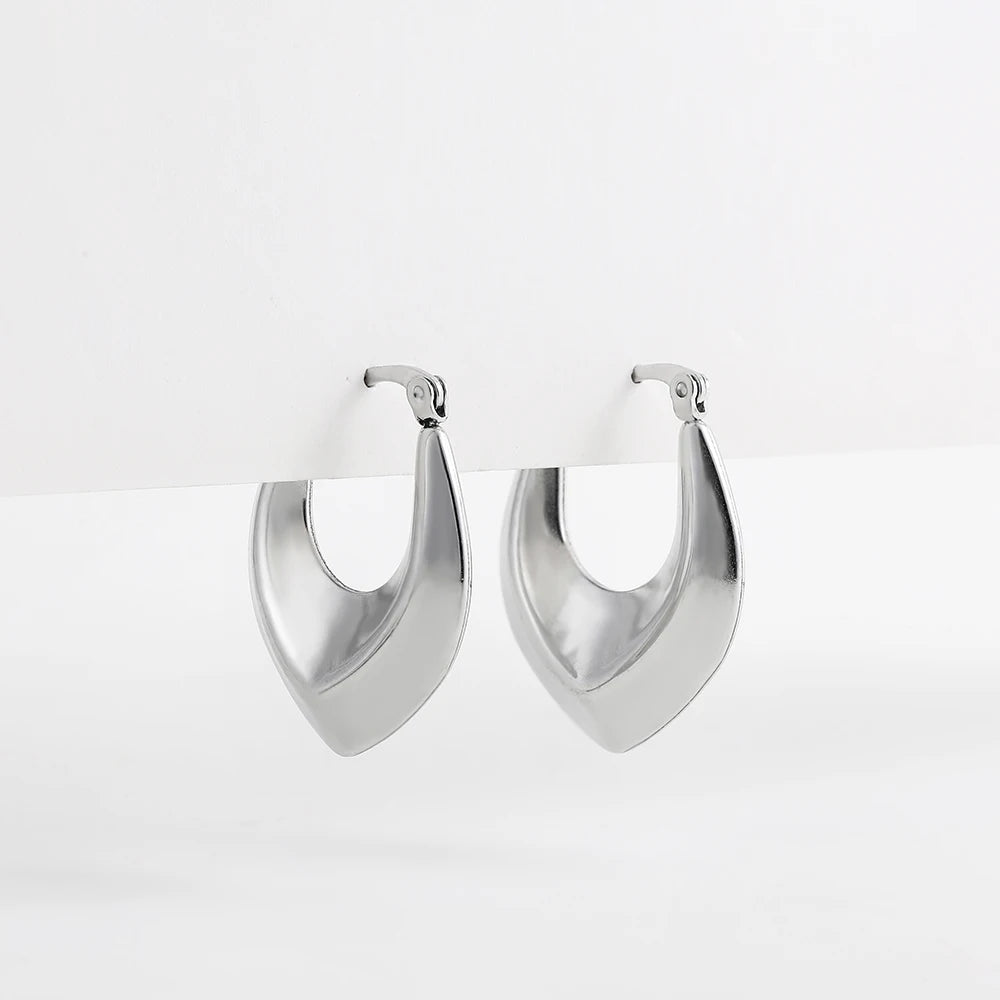 New Trend Silver Color Polished Stainless Steel CC Circle Chunky Hoop Earrings Twist PVD Dome Lightweight Hammered Drop Earrings