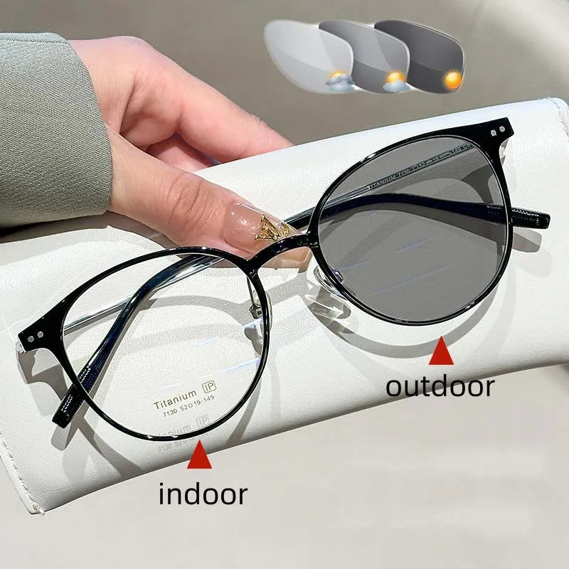 Intelligent Blue Light Blocking Myopia Glasses Round Frame Ultra Light Color Changing Sunglasses Outdoor Travel Driving Eyewear