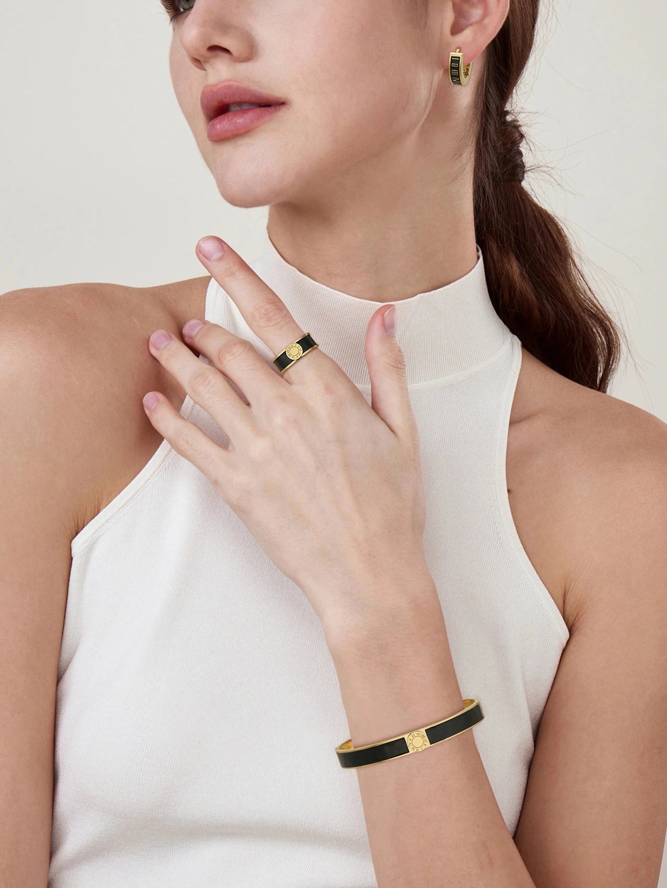 1set/4pcs New Trendy Round Roman Numerals Bracelet Stainless Steel Enamel Bangles Ring Earrings Jewelry Set Women Orange Color