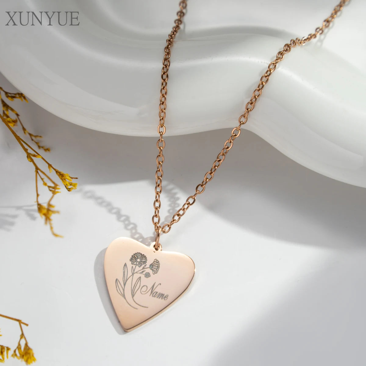 Customized  Heart Stainless Steel Necklace Creative DIY Engraving Name  Birthday Month Flower Pendant Personalized Accessories