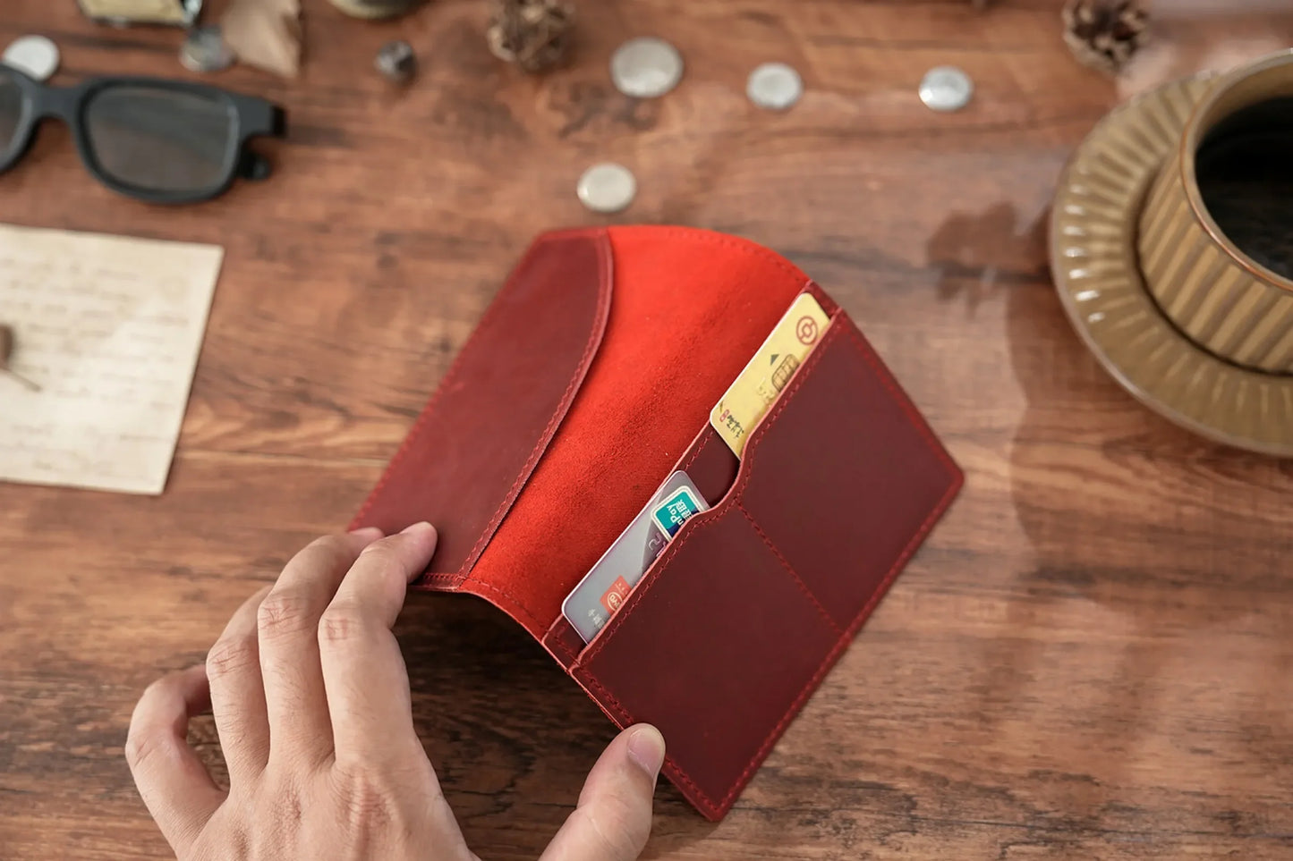 Leather Passport Holder for Travel Essentials, Slim Passport Cover Case Travel Wallet Bifold Credit Card Bag for Women Men
