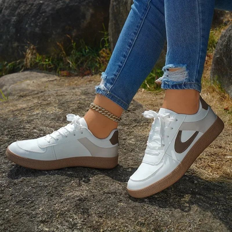 2025 New Leisure Sports Shoes For Women Comfortable Soft Bottom Outdoor Walking Lady Fashion Flats Shoes New Low-top