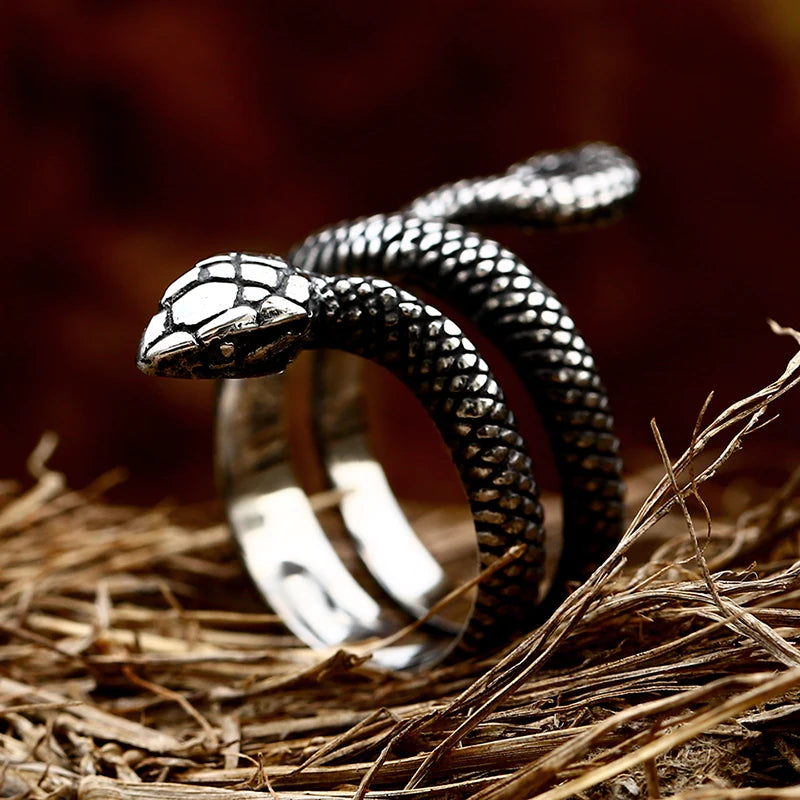 BEIER New Fashion 316L Stainless Steel Rattler Snake Ring Punk Cool Gothic Women Men  Unisex Serpent Stainless Steel Jewelry