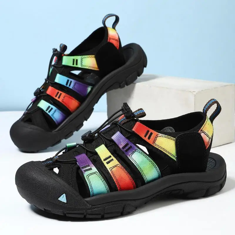 New Handmade Summer Sandals Men Breathable Leather Shoes Man Outdoor Men Sandals Antiskid Beach Sandals Hollow Shoes Fashion