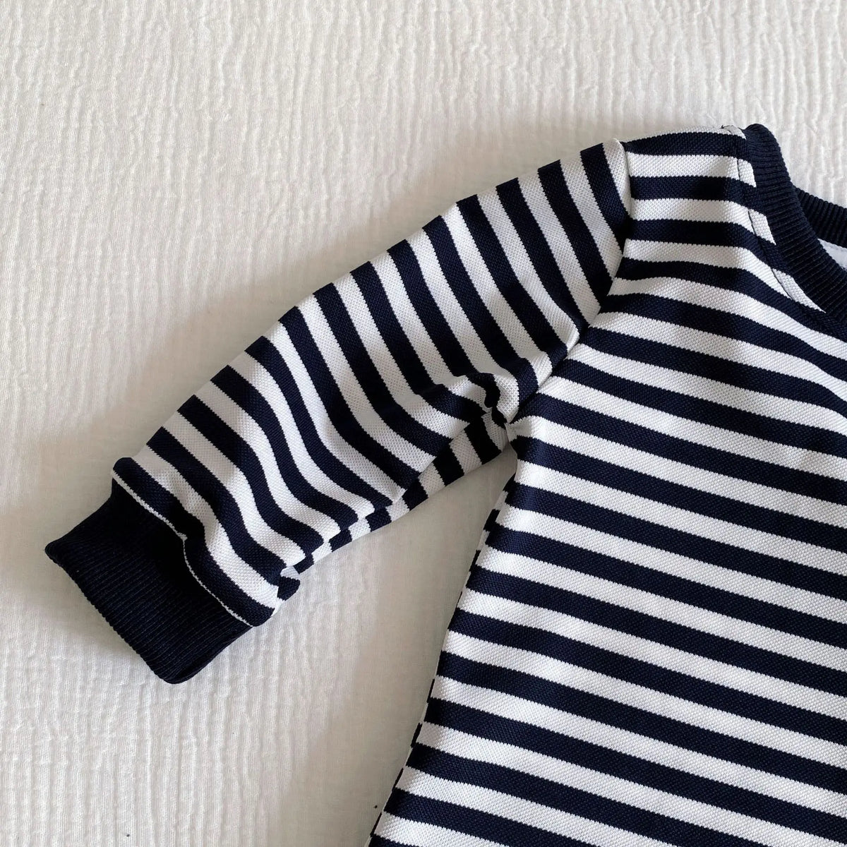 2025 Autumn New Baby Loose Striped Clothes Set Infant Boy Cute Bear Tops + Pants 2pcs Suit Long Sleeve Toddler Outfits