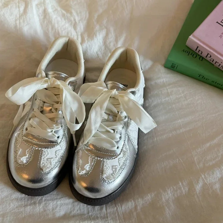 Women's Sneakers Luxury Brand Casual Shoes Light Comfortable Walking Shoes for Women Lace Up Flats Fashion Designer Ladies Shoes