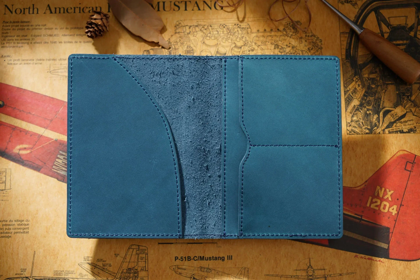 Leather Passport Holder for Travel Essentials, Slim Passport Cover Case Travel Wallet Bifold Credit Card Bag for Women Men