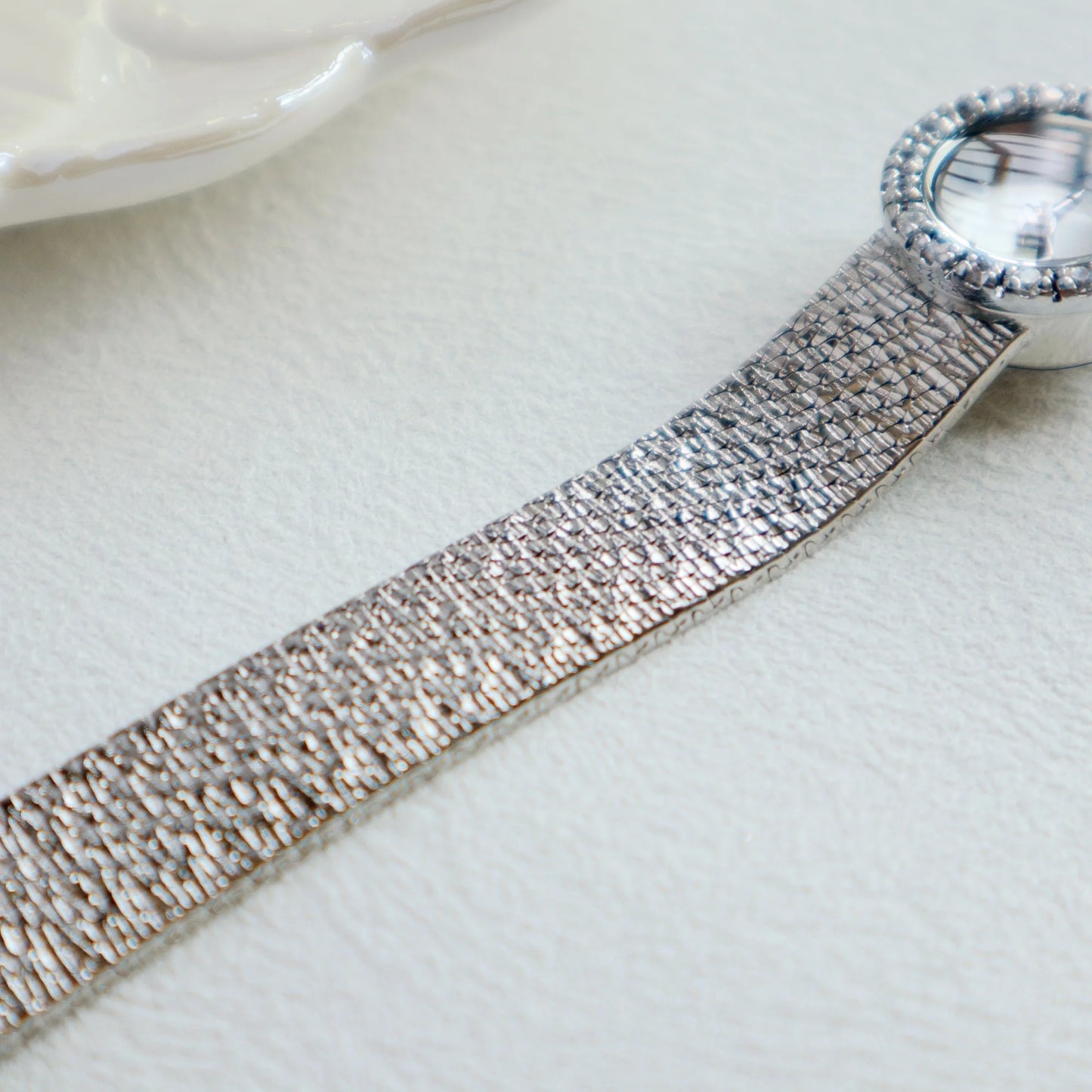 High Quality Brass 18K Gold Plated 2025 Vintage Lucky Small Retro Ladies Watch  Unique Steel Band Quartz High Quality