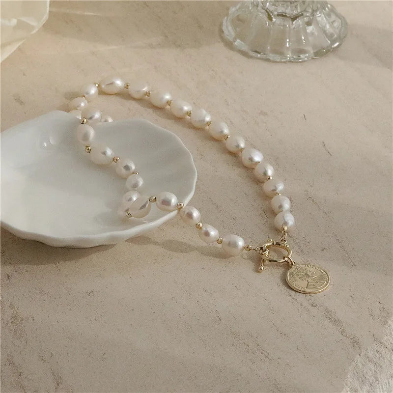 Elegant Gold Coin Portrait Natural Big Baroque Freshwater Pearl Female Pendant Necklace Jewelry For Women Chains Birthday Gifts